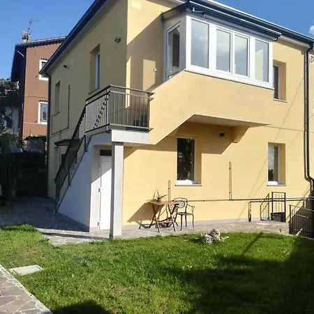 Ferluga Bed & Breakfast 4*